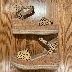 Steve Madden size 7, calf hair leopard espadrilles.